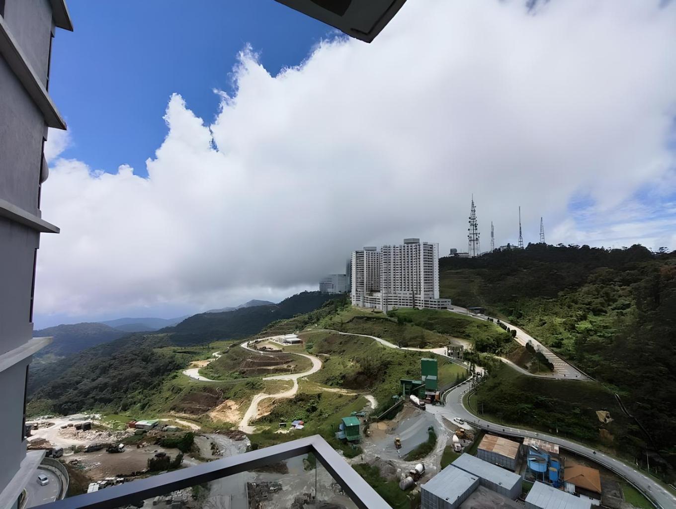 Apartemen Grand Ion Delemen By Emerald Homes Dataran Tinggi Genting
