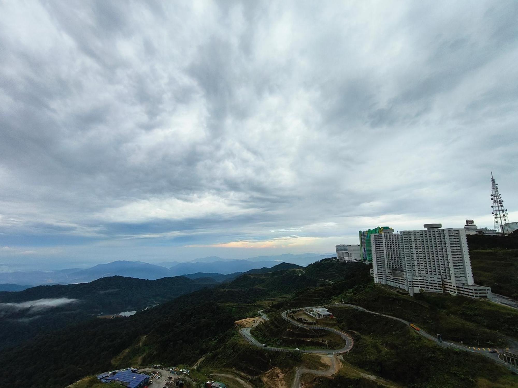 Grand Ion Delemen By Emerald Homes Apartemen Dataran Tinggi Genting
